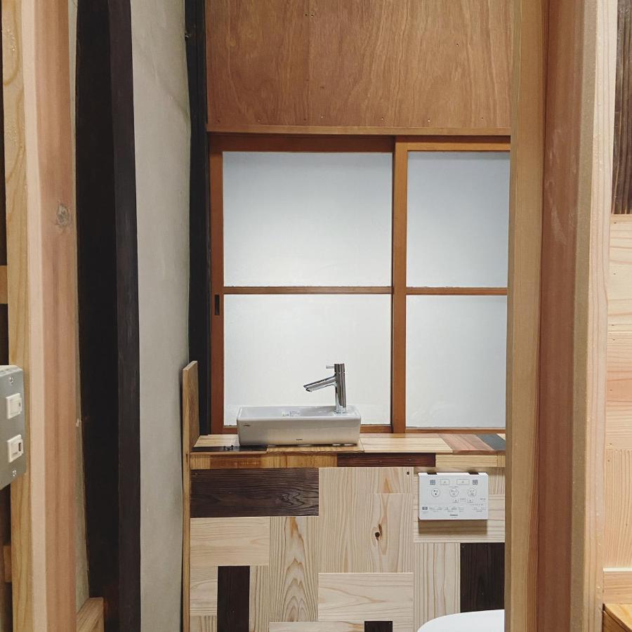 六根ゲストハウス Rokkon Guest House เกียวโต ภายนอก รูปภาพ